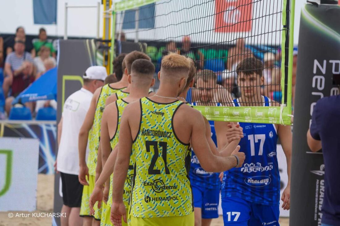 W Gdańsku, na „Stadionie Letnim”, w turniej siatkówki plażowej „PreZero Grand Prix” występują reprezentanci częstochowskiego Norwida.